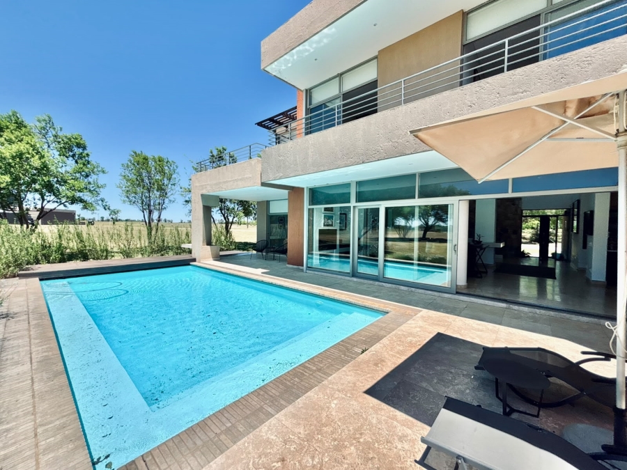 5 Bedroom Property for Sale in Waterford Golf and River Estate Free State